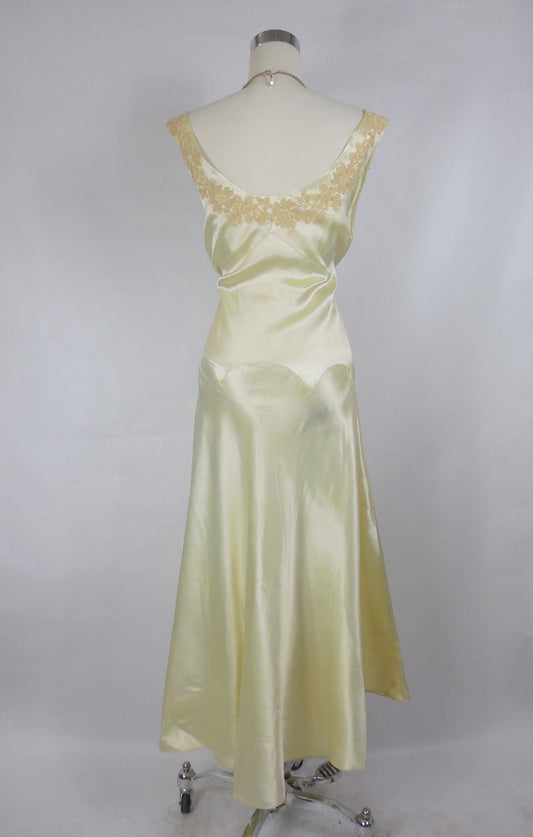 1930's Vintage Cream Silk Satin Evening Gown with Lace