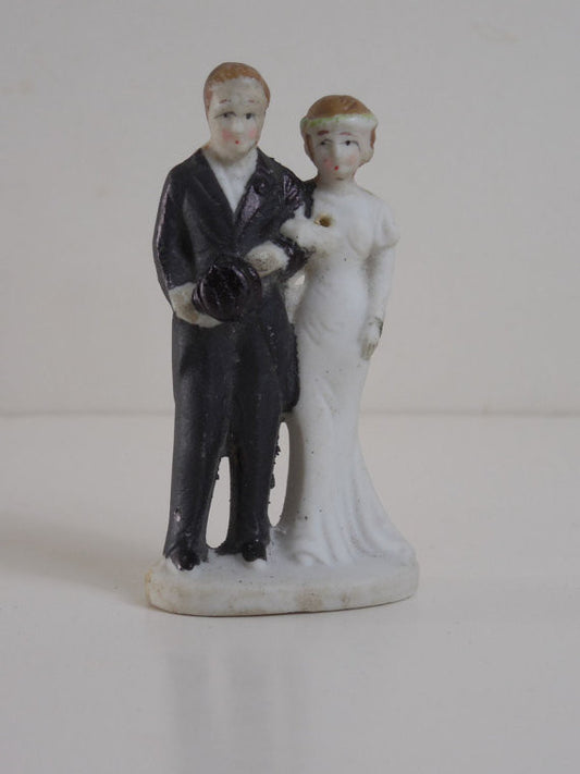 Vintage 1930 Art Deco Bride and Groom Wedding Cake Topper Made in Japan